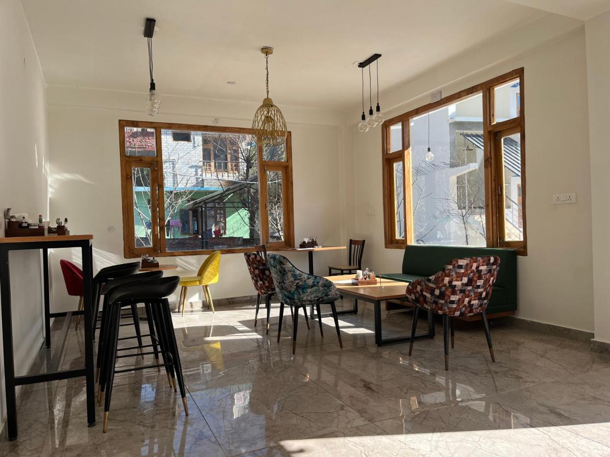 Hotel Adinova Kasol Exteriér fotografie