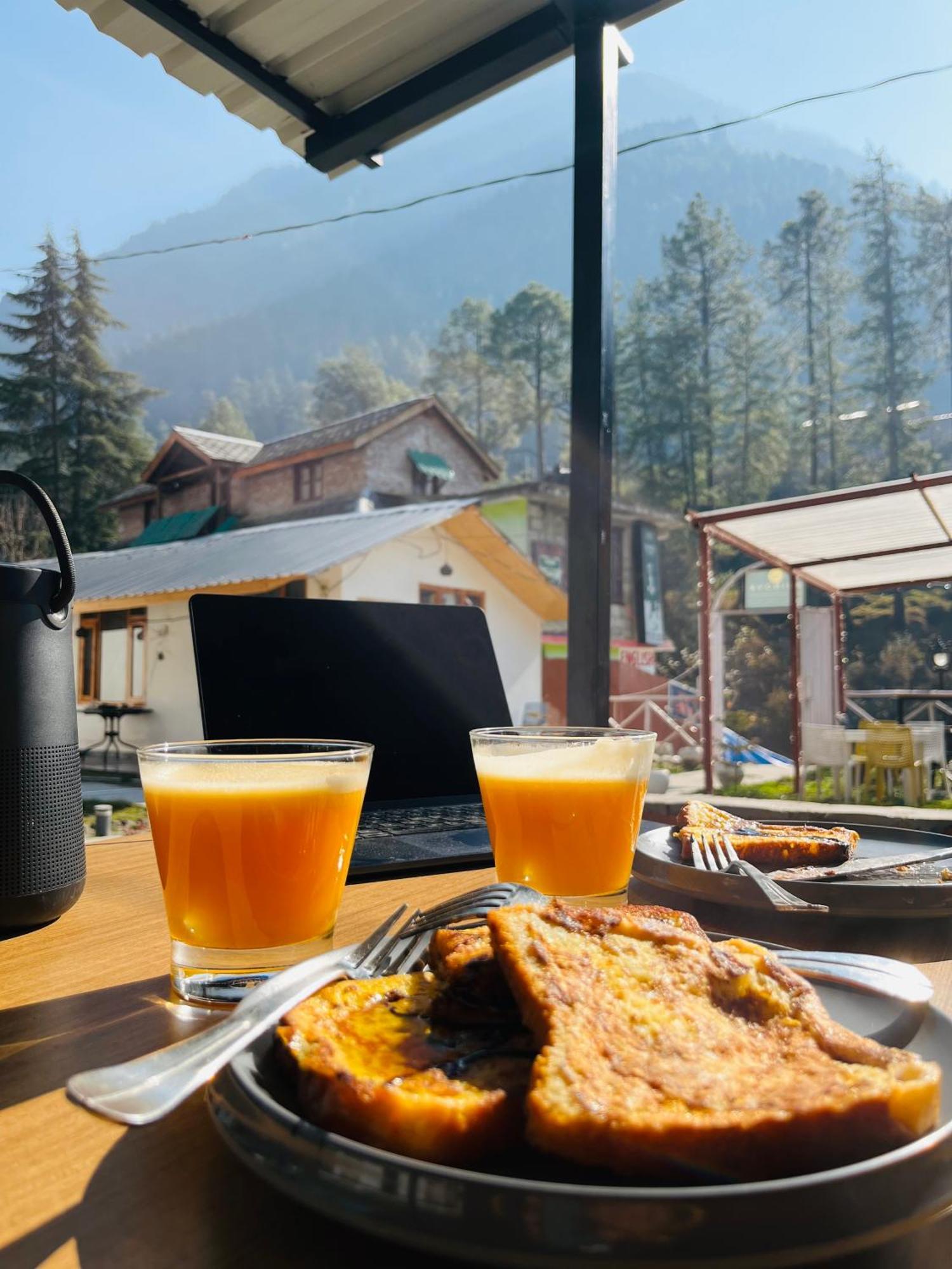 Hotel Adinova Kasol Exteriér fotografie