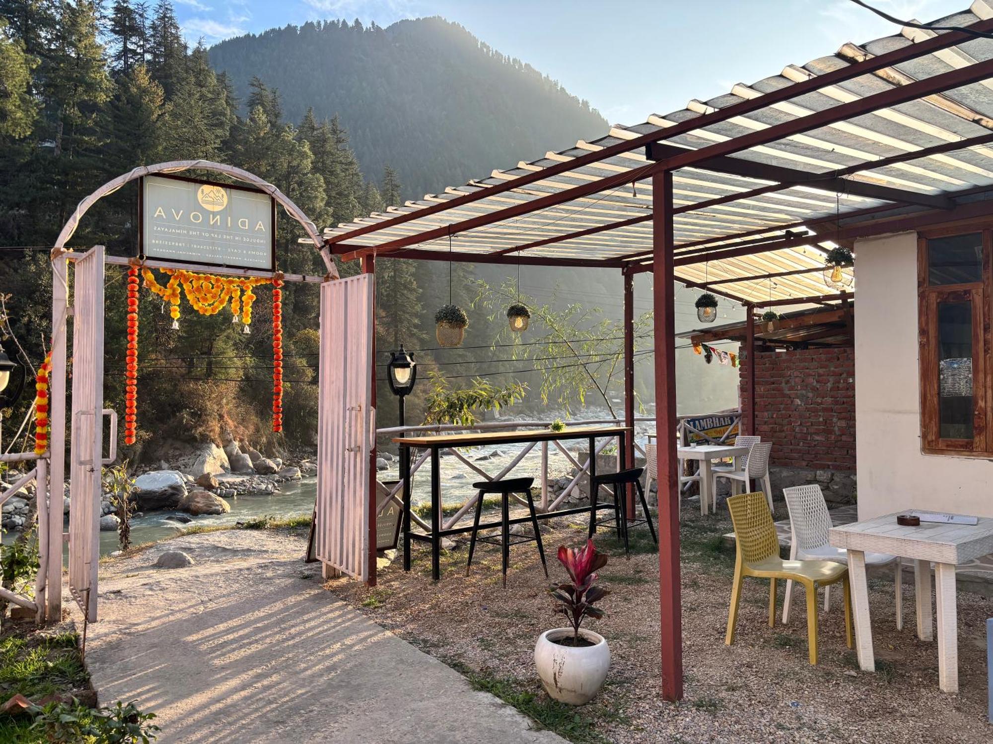 Hotel Adinova Kasol Exteriér fotografie